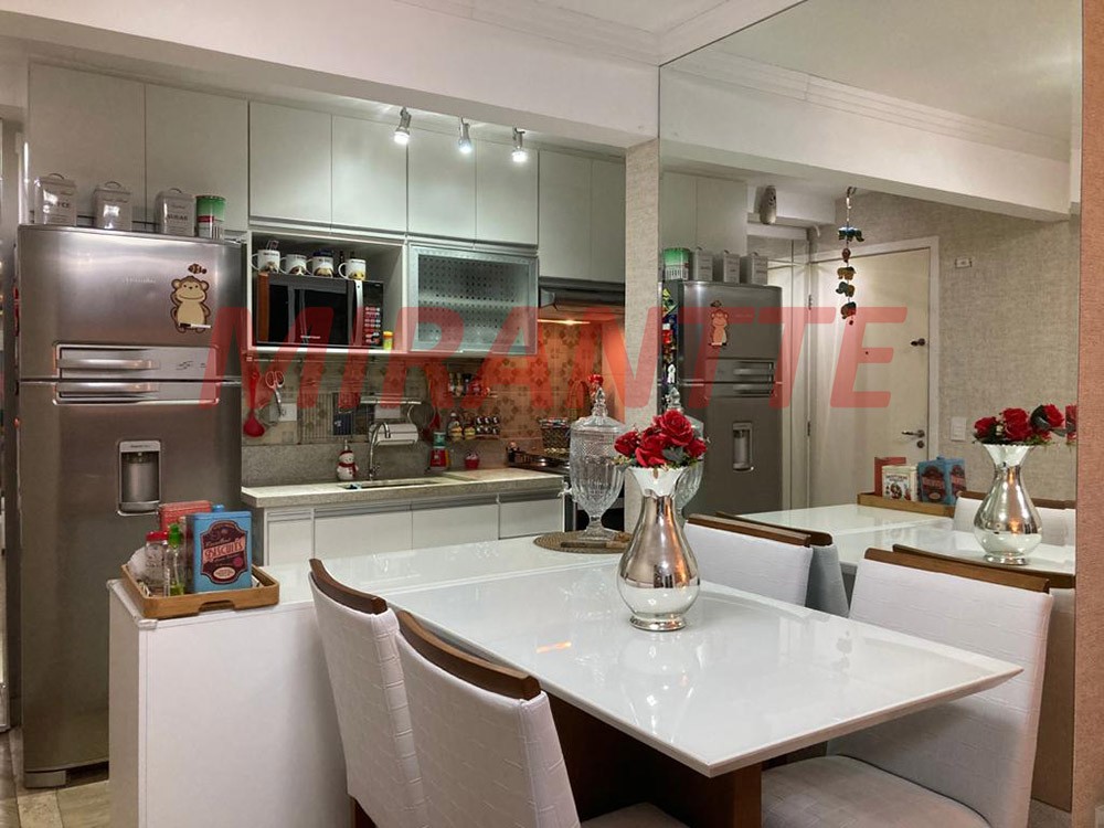 Apartamento de 65m² com 2 quartos em Vila Rosália