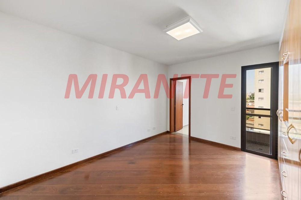 Apartamento de 210m² com 4 quartos em Santana