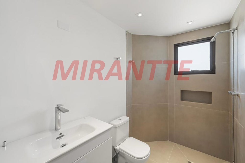 Apartamento de 210m² com 4 quartos em Santana
