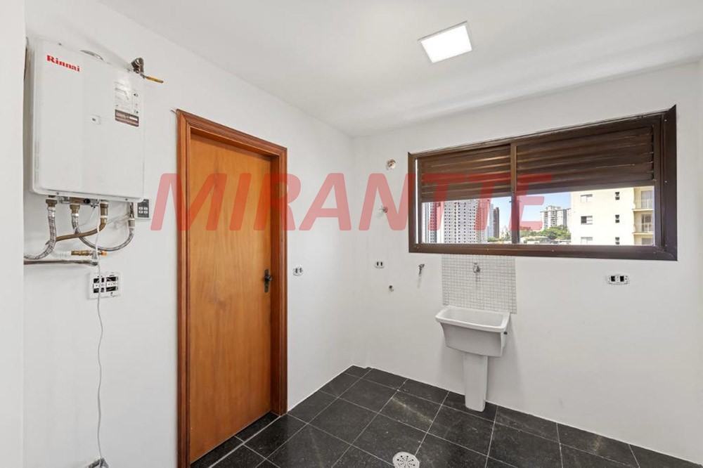 Apartamento de 210m² com 4 quartos em Santana