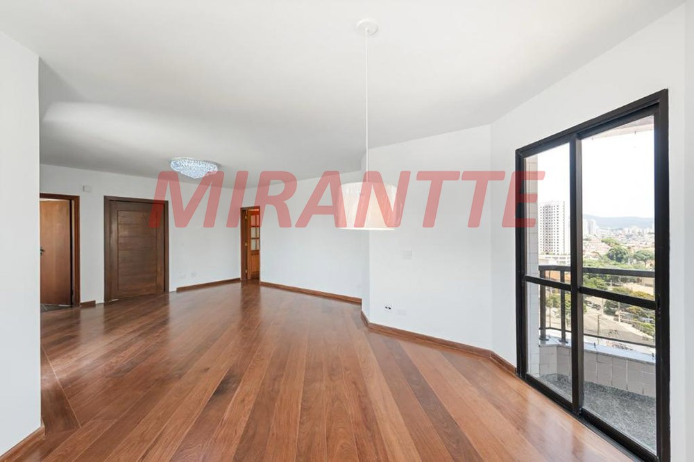 Apartamento de 210m² com 4 quartos em Santana