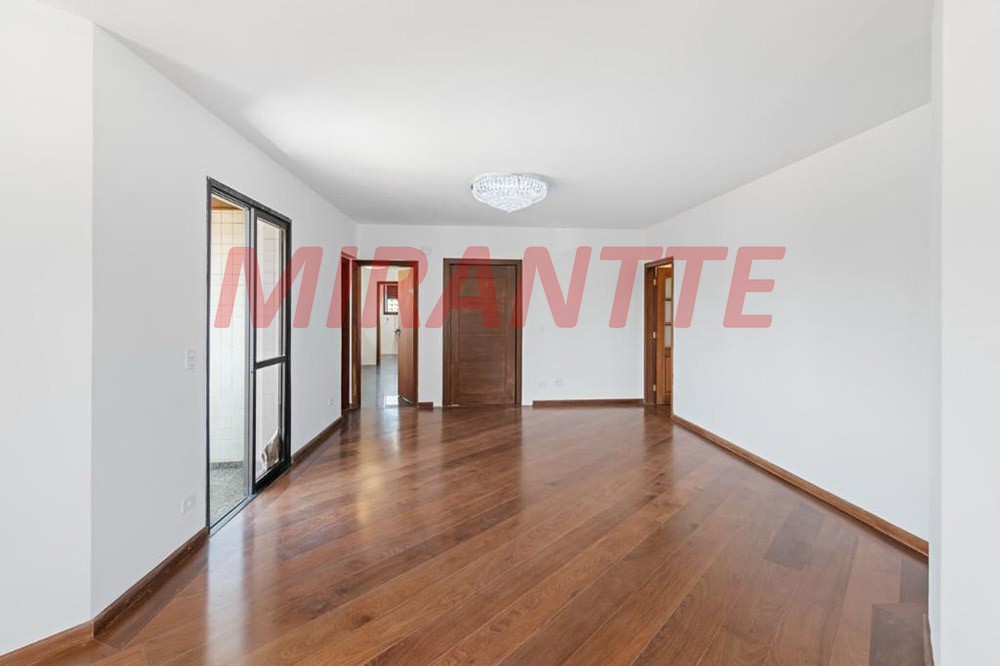 Apartamento de 210m² com 4 quartos em Santana