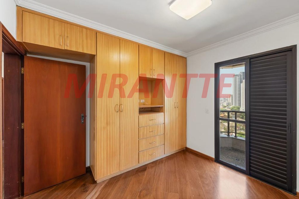 Apartamento de 210m² com 4 quartos em Santana