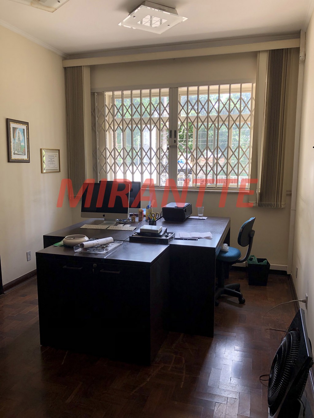 Comercial de 228m² em Água Fria