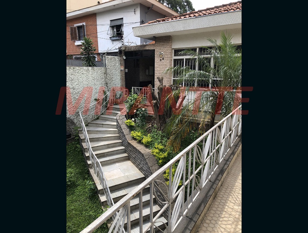 Comercial de 228m² em Água Fria