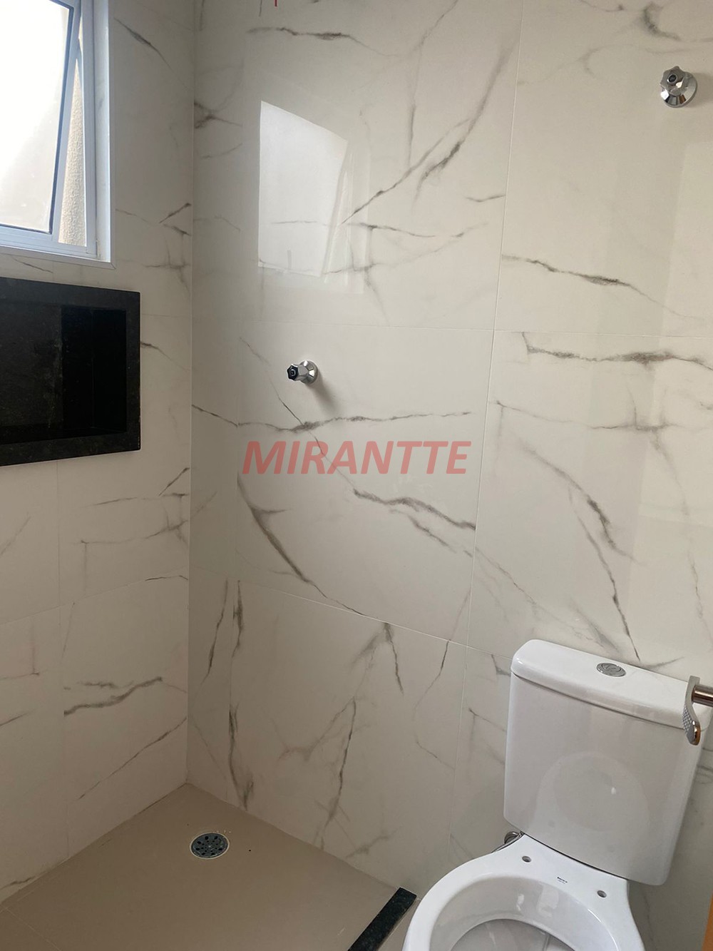 Cond. fechado de 27m² com 1 quartos em Tucuruvi