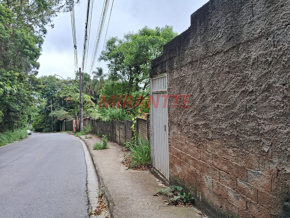 Terreno de 840m² em Serra Da Cantareira