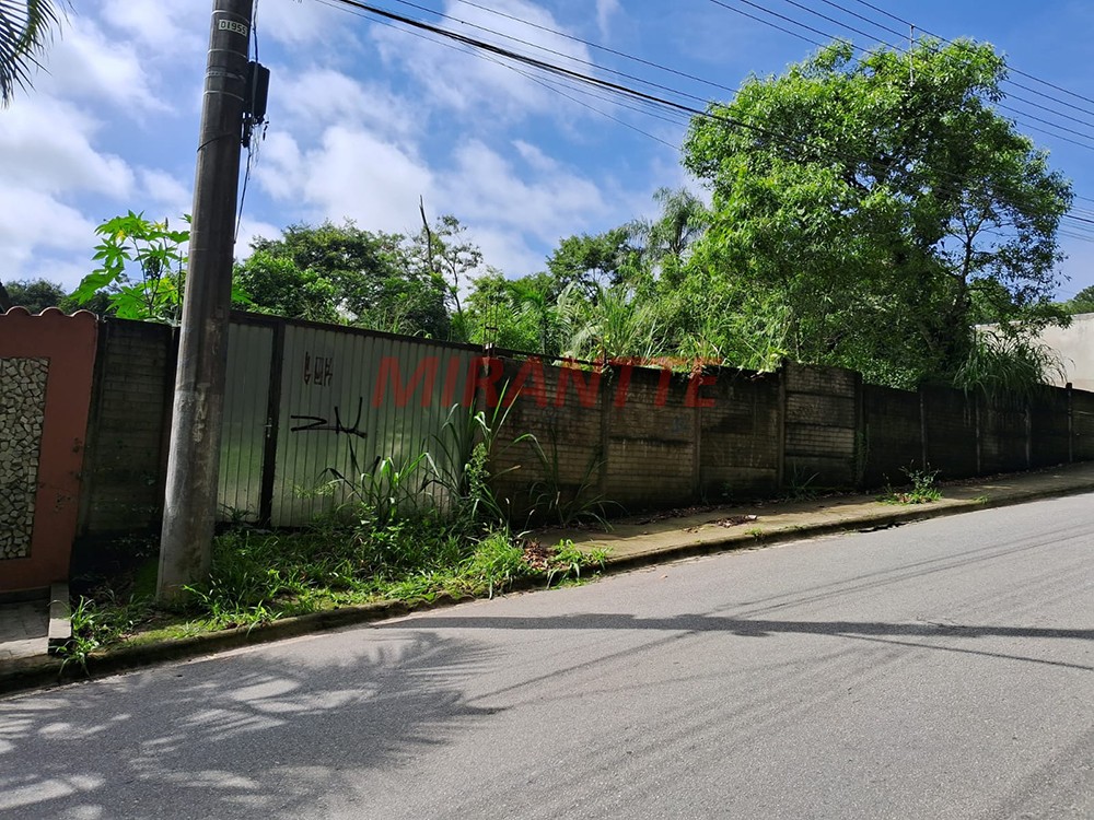 Terreno de 840m² em Serra Da Cantareira