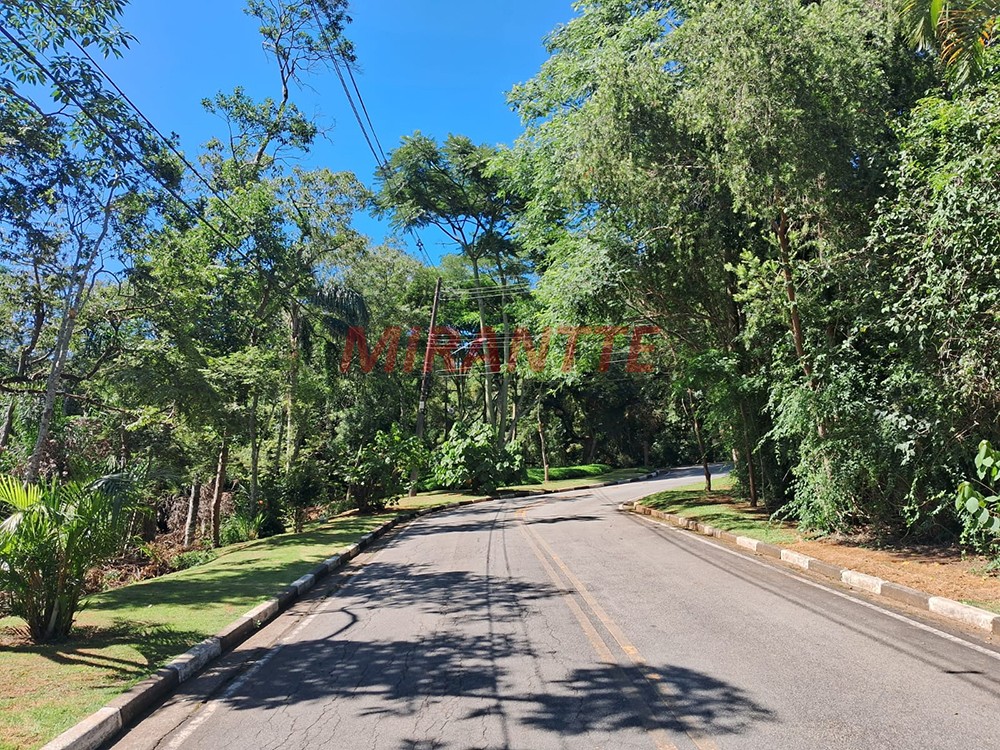 Terreno de 1100m² em Serra Da Cantareira