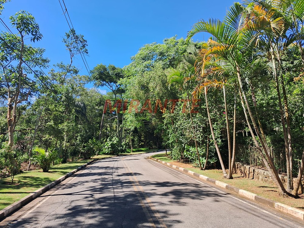 Terreno de 1100m² em Serra Da Cantareira