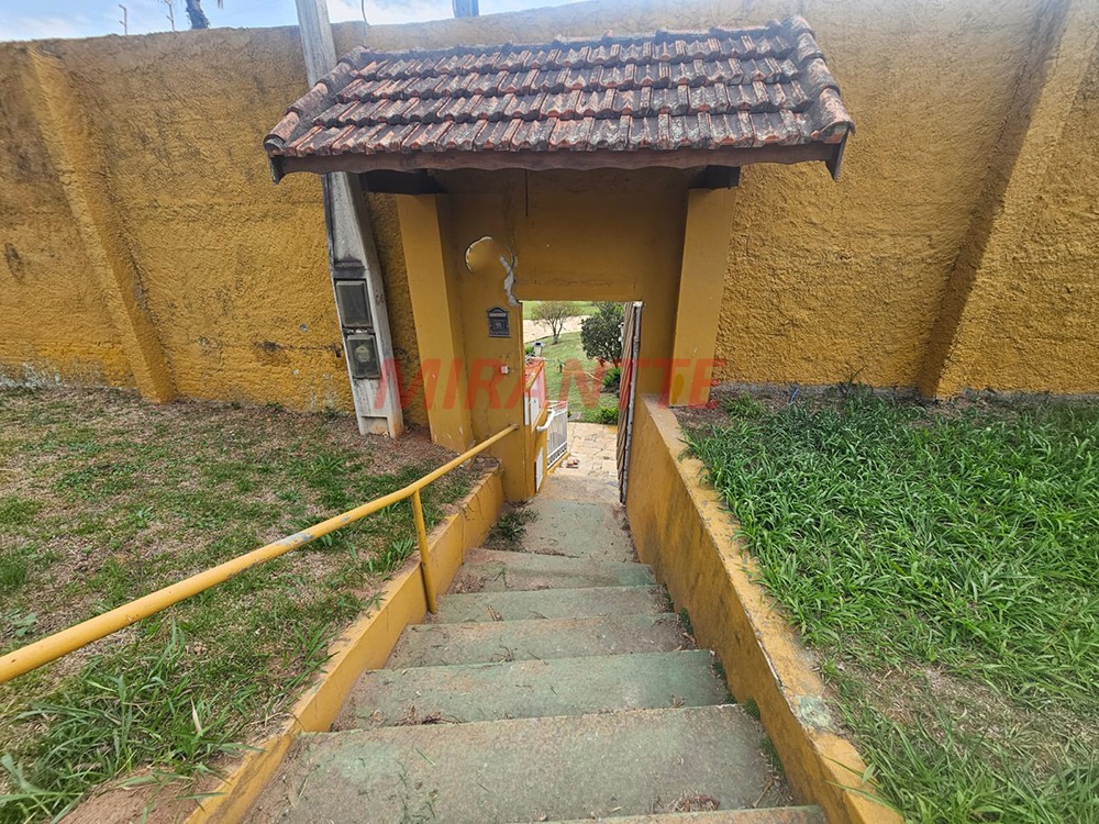 Sobrado de 224m² com 2 quartos em Serra Da Cantareira