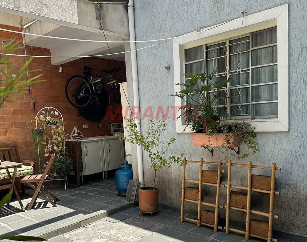 Sobrado de 88m² com 2 quartos em Santana