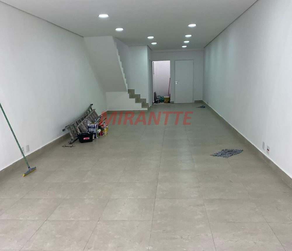Comercial de 223m² em Santana