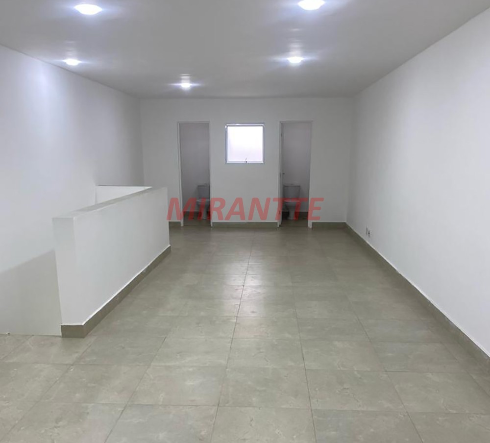 Comercial de 223m² em Santana