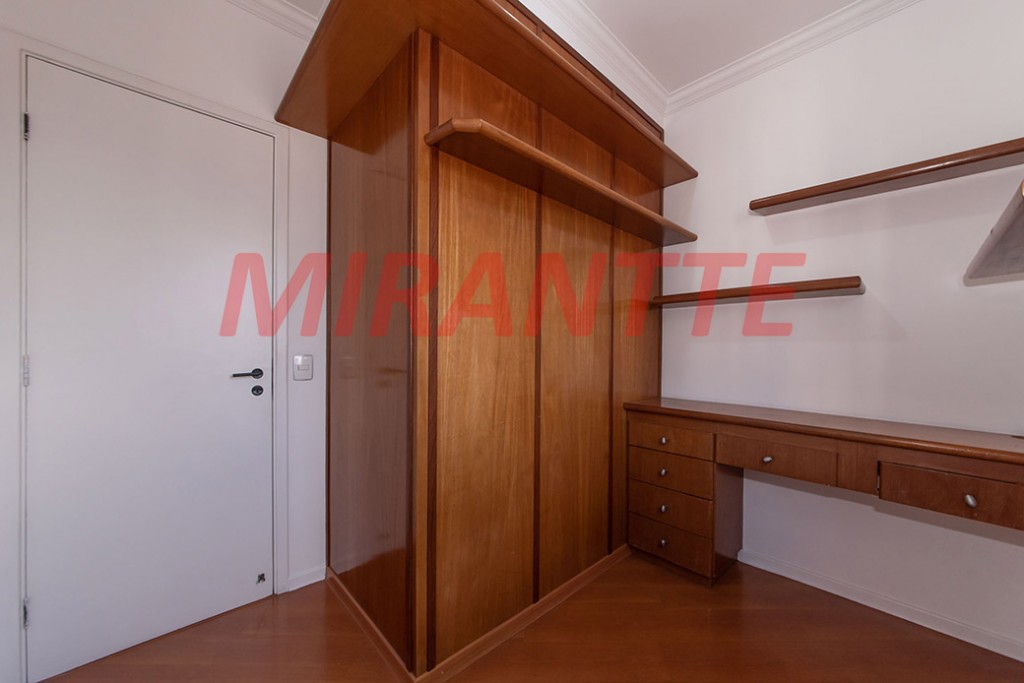 Apartamento de 76m² com 3 quartos em Vila Gumercindo