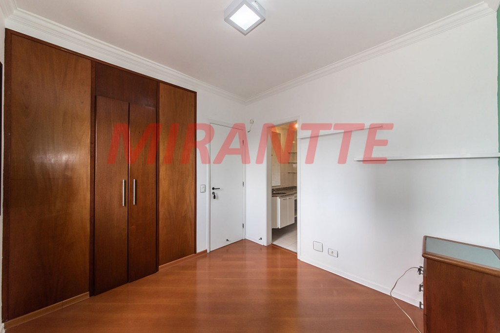 Apartamento de 76m² com 3 quartos em Vila Gumercindo