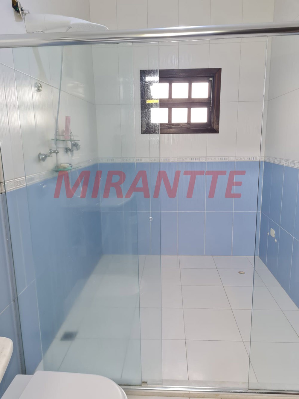 ChÁcara com 3 quartos em Condomínio Vale das Montanhas