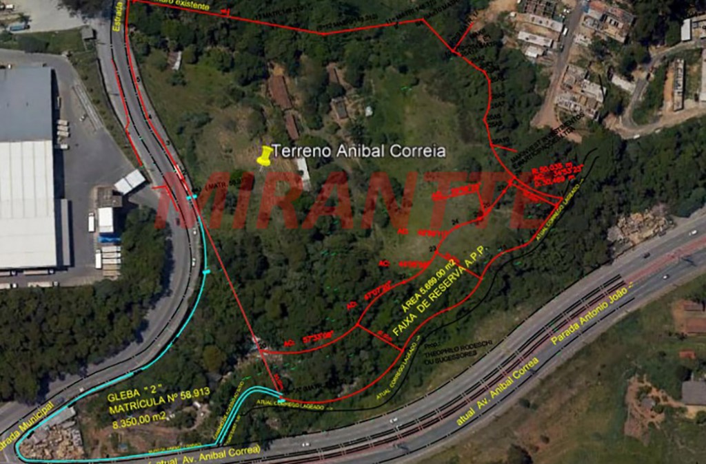 Terreno de 34422m² em Centro