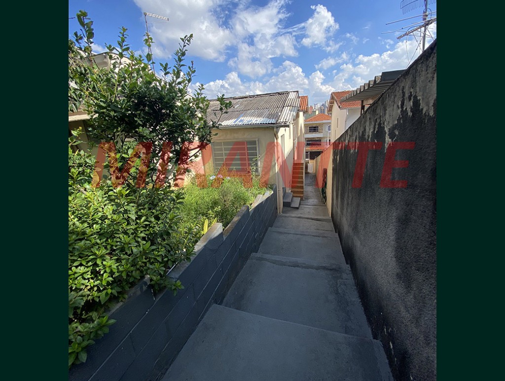 Sobrado de 165m² com 4 quartos em Vila Aurora