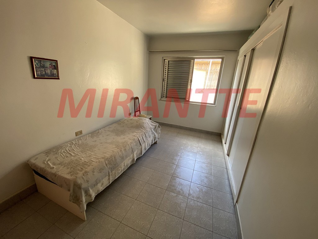 Sobrado de 165m² com 4 quartos em Vila Aurora