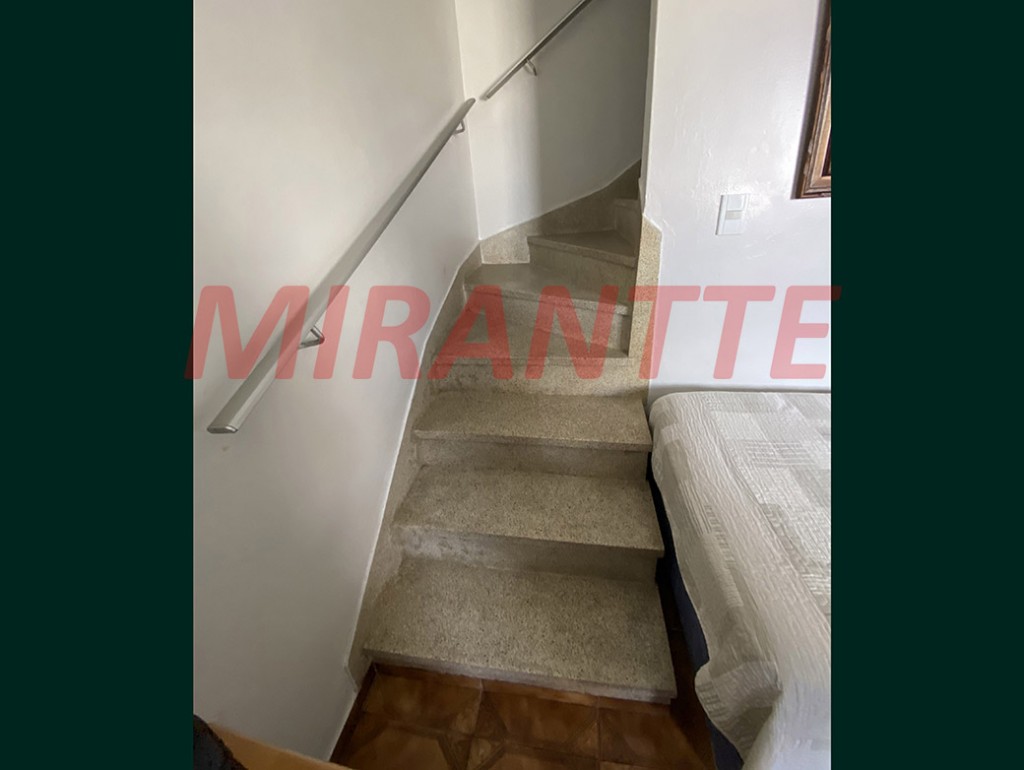 Sobrado de 165m² com 4 quartos em Vila Aurora