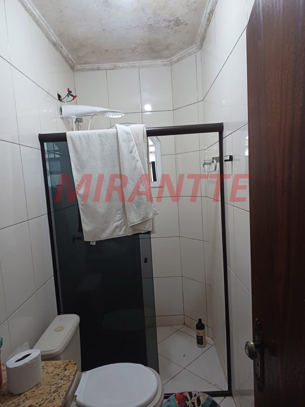 Cond. fechado de 220m² com 3 quartos em Vila Santos