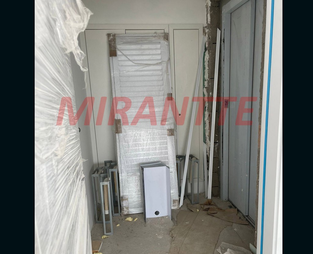 Apartamento de 264m² com 4 quartos em Santana