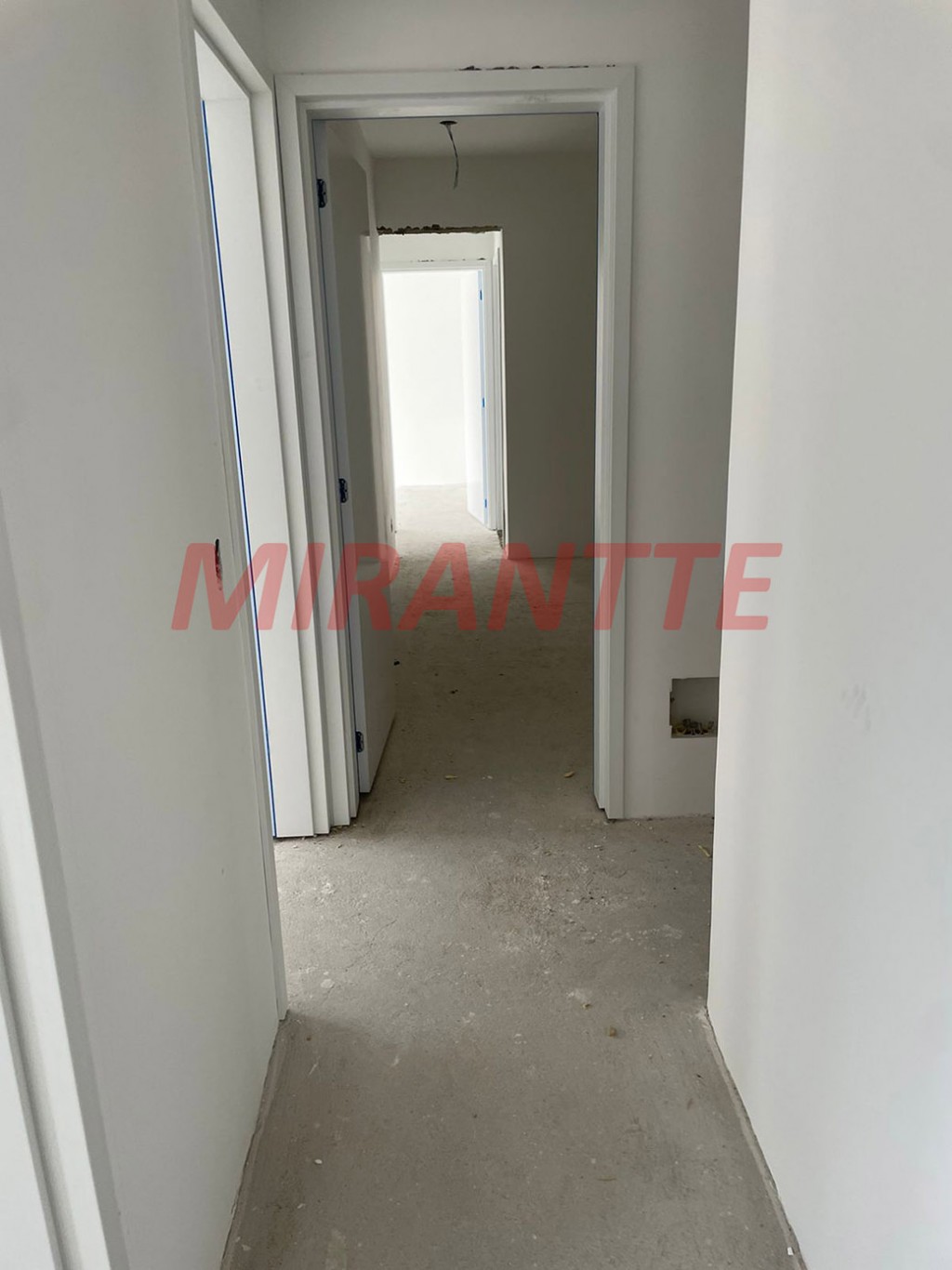Apartamento de 264m² com 4 quartos em Santana