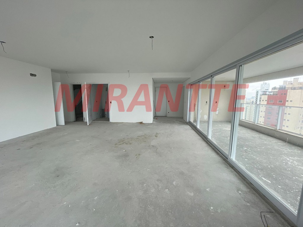 Apartamento de 264m² com 4 quartos em Santana