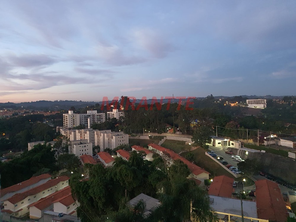 Apartamento de 58m² com 2 quartos em Centro