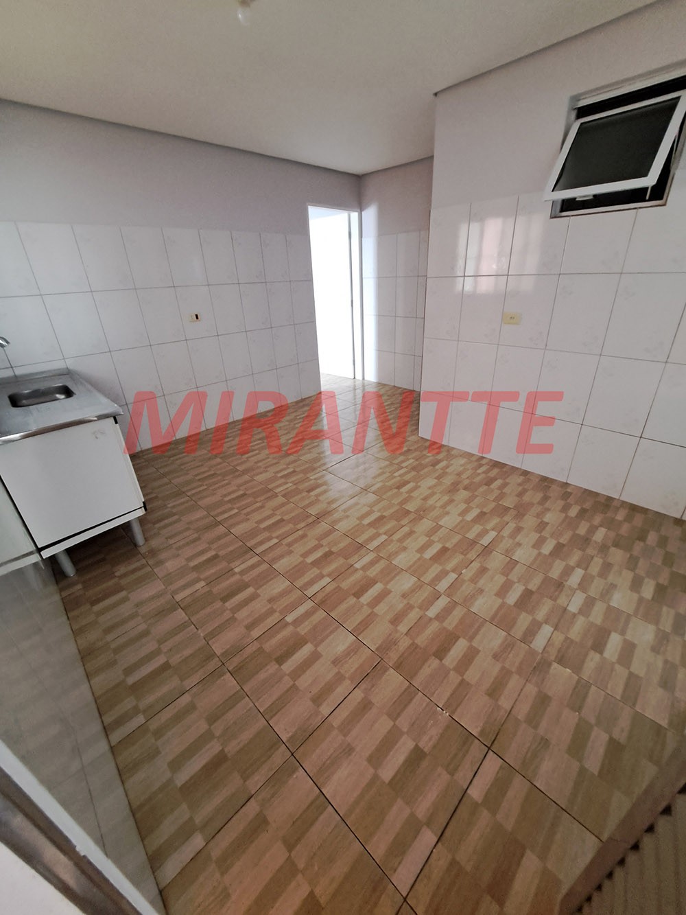 Cond. fechado de 350m² com 7 quartos em Jaçana
