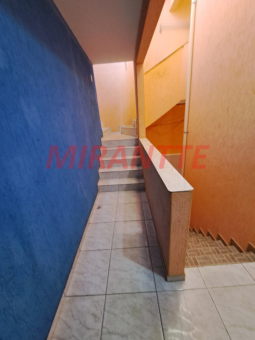 Cond. fechado de 350m² com 7 quartos em Jaçana