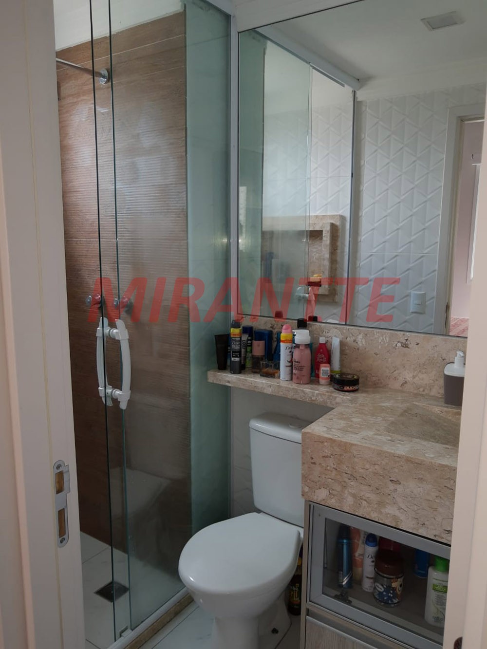 Apartamento de 58m² com 2 quartos em Jardim Flor da Montanha