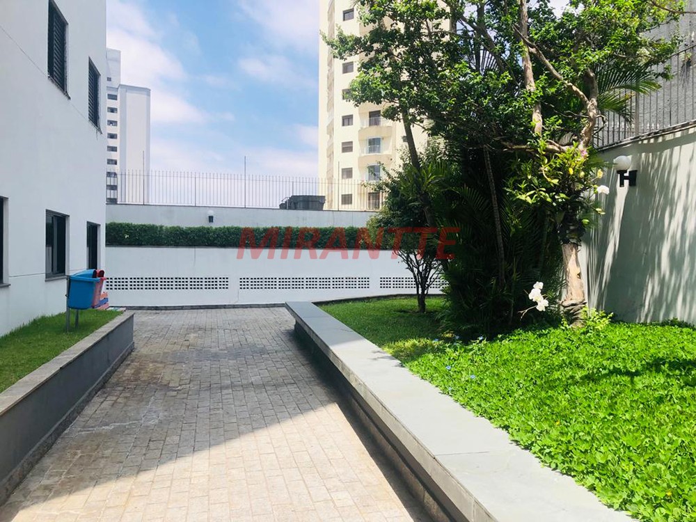 Apartamento de 132m² com 3 quartos em Água Fria