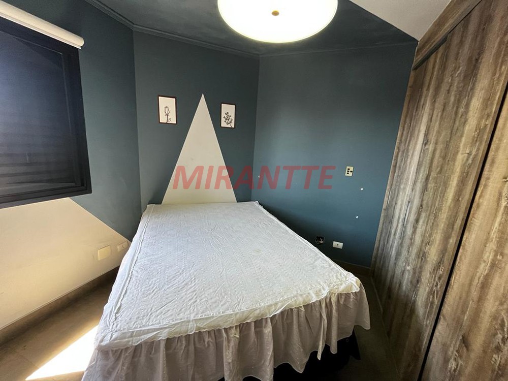Apartamento de 132m² com 3 quartos em Água Fria