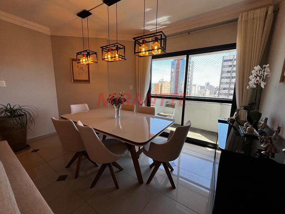 Apartamento de 132m² com 3 quartos em Água Fria