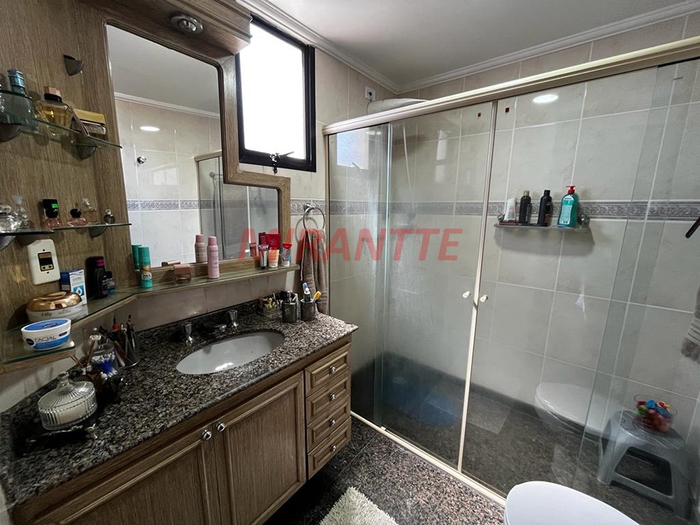 Apartamento de 132m² com 3 quartos em Água Fria