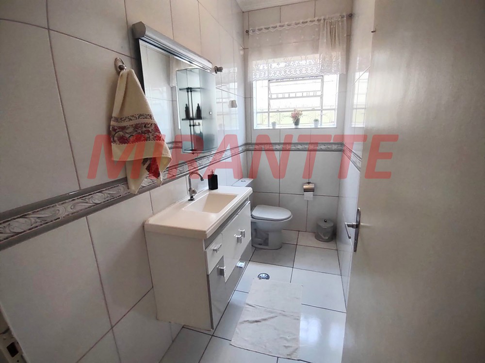 Sobrado de 163m² com 4 quartos em Parada Inglesa