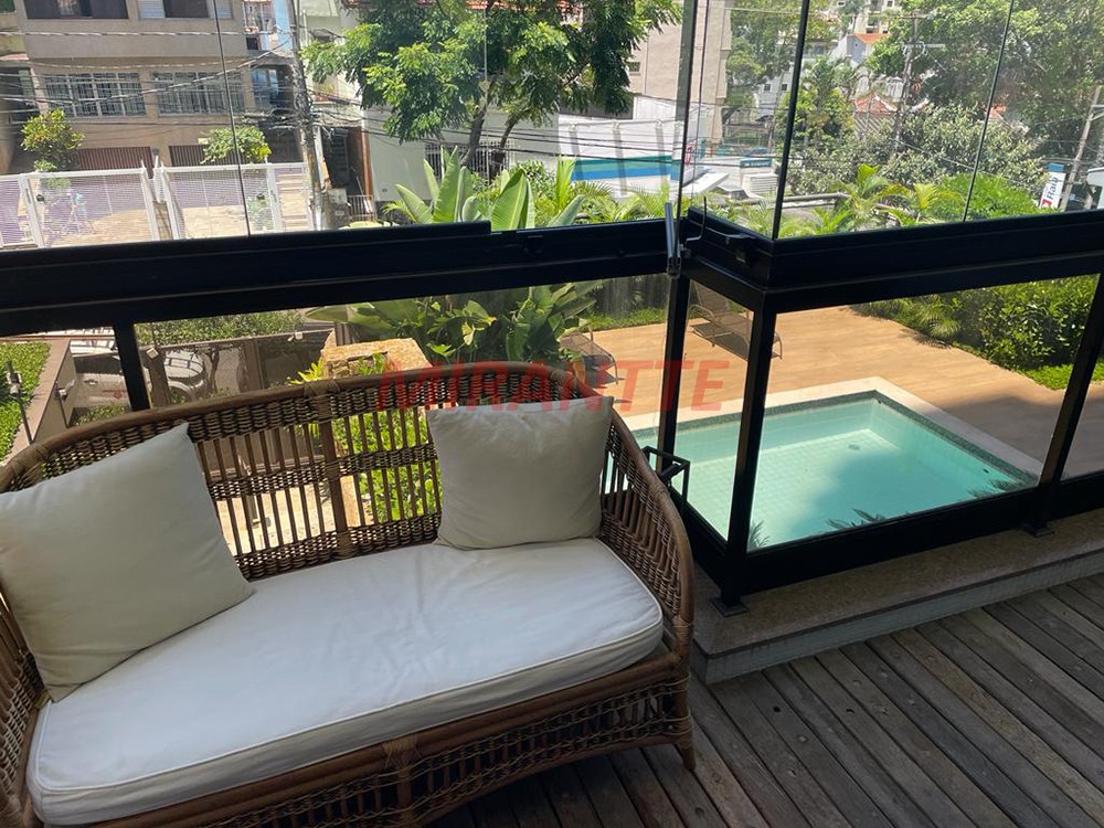 Apartamento de 210m² com 3 quartos em Santana
