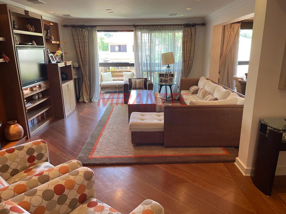 Apartamento de 210m² com 3 quartos em Santana