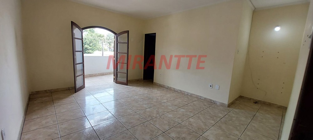 Sobrado de 251m² com 4 quartos em Vila Imaculada