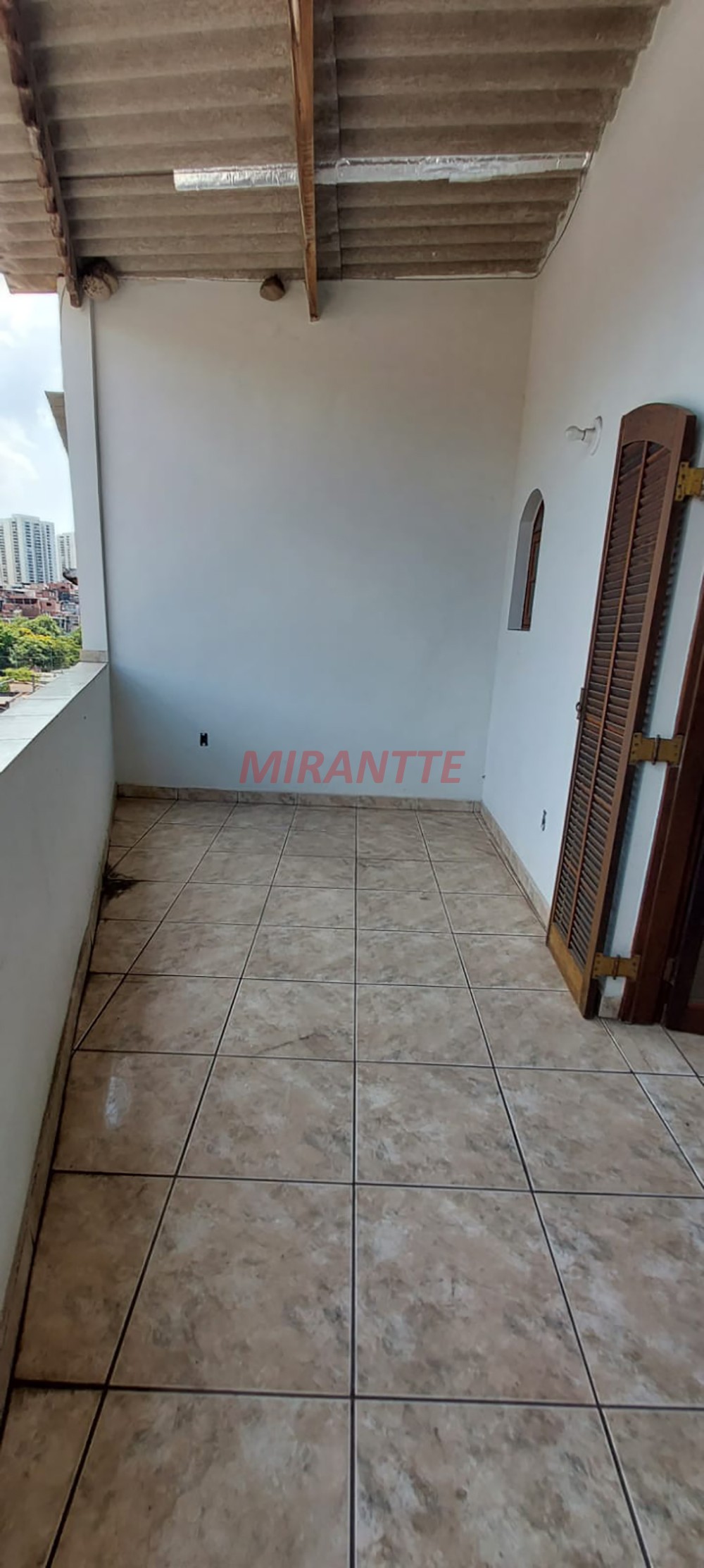 Sobrado de 251m² com 4 quartos em Vila Imaculada