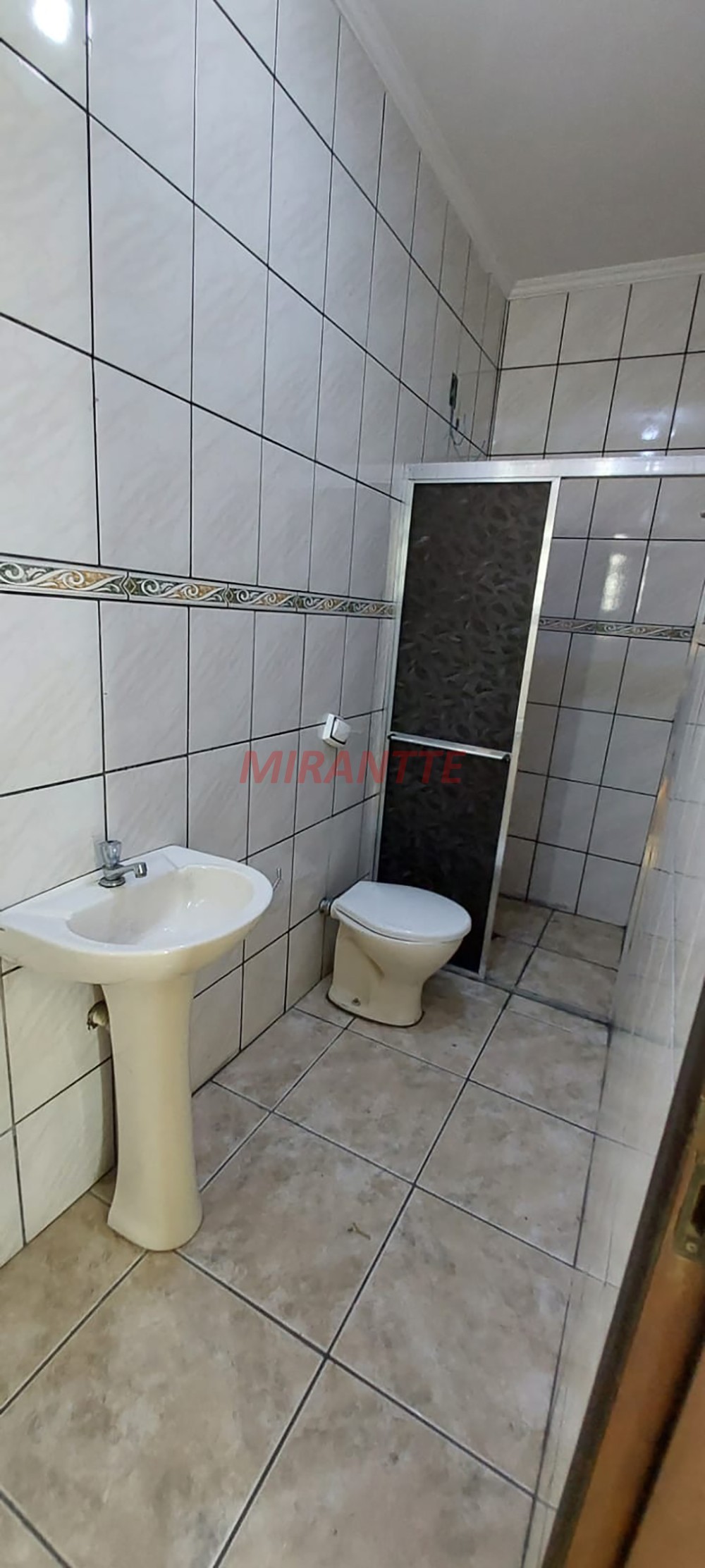 Sobrado de 251m² com 4 quartos em Vila Imaculada