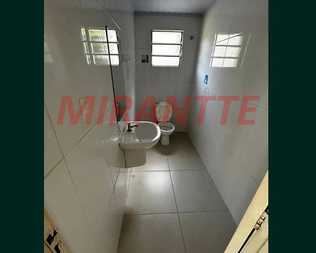 Comercial de 880m² em Horto Florestal
