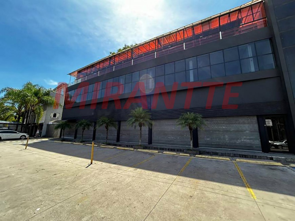 Comercial de 880m² em Horto Florestal