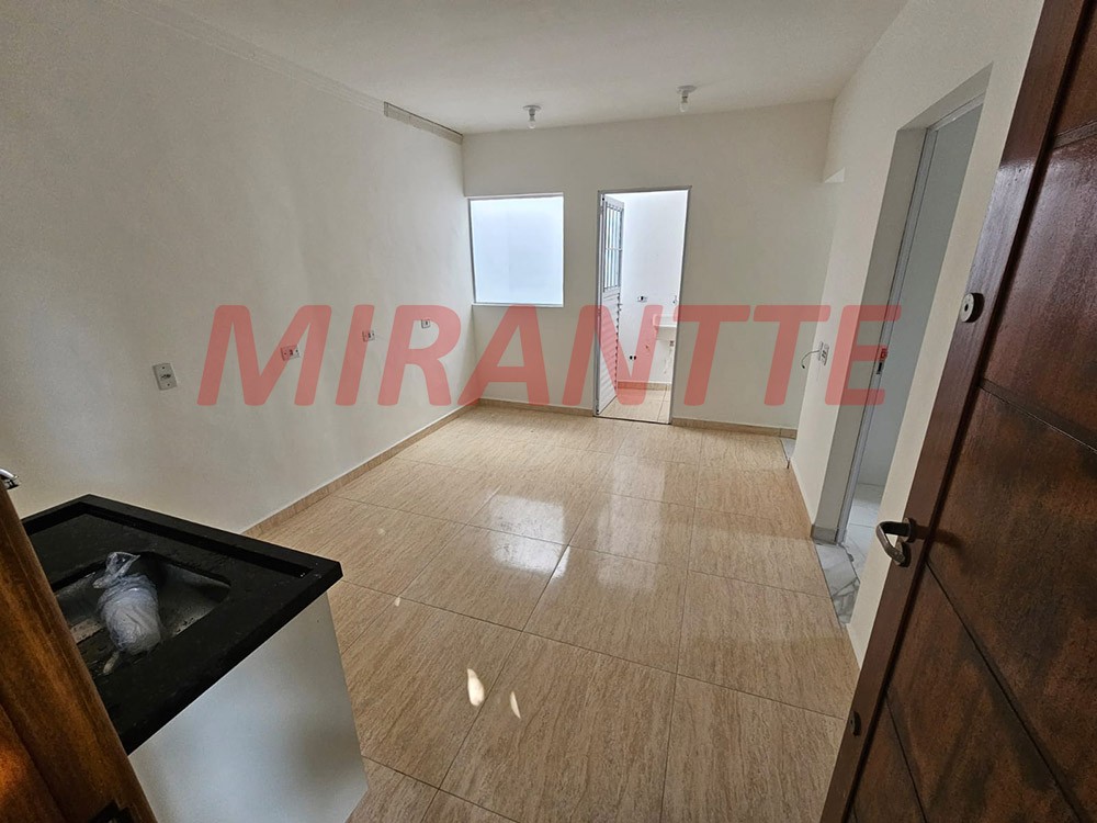 Cond. fechado de 35m² com 1 quartos em Vila Medeiros