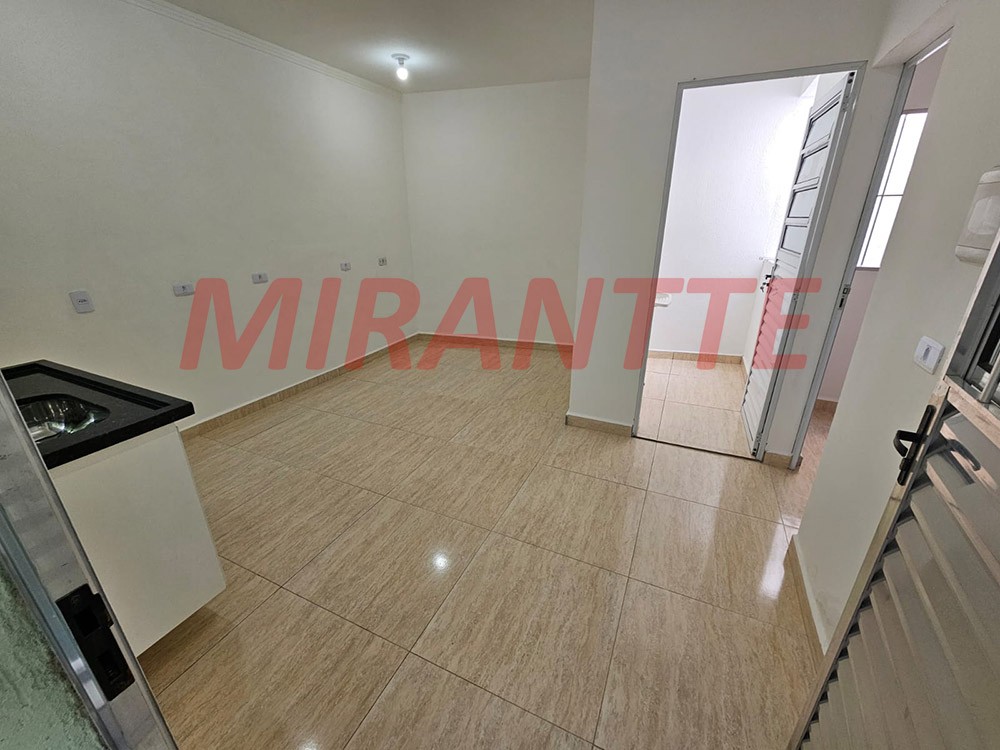 Cond. fechado de 35m² com 1 quartos em Vila Medeiros