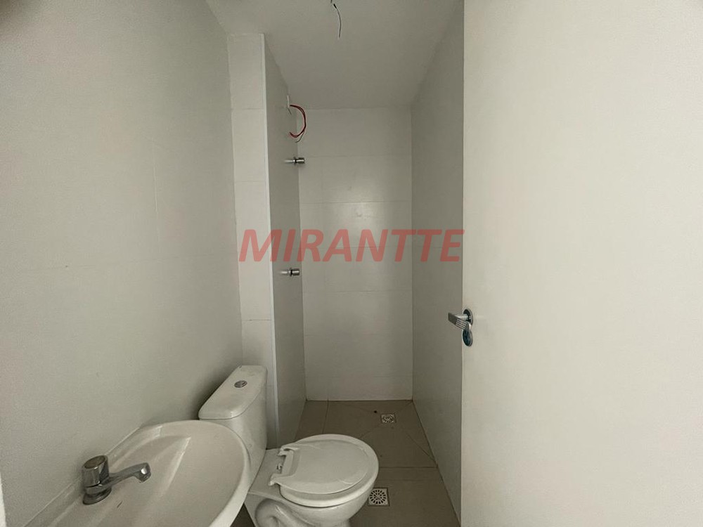 Apartamento de 46m² com 2 quartos em Vila Ré