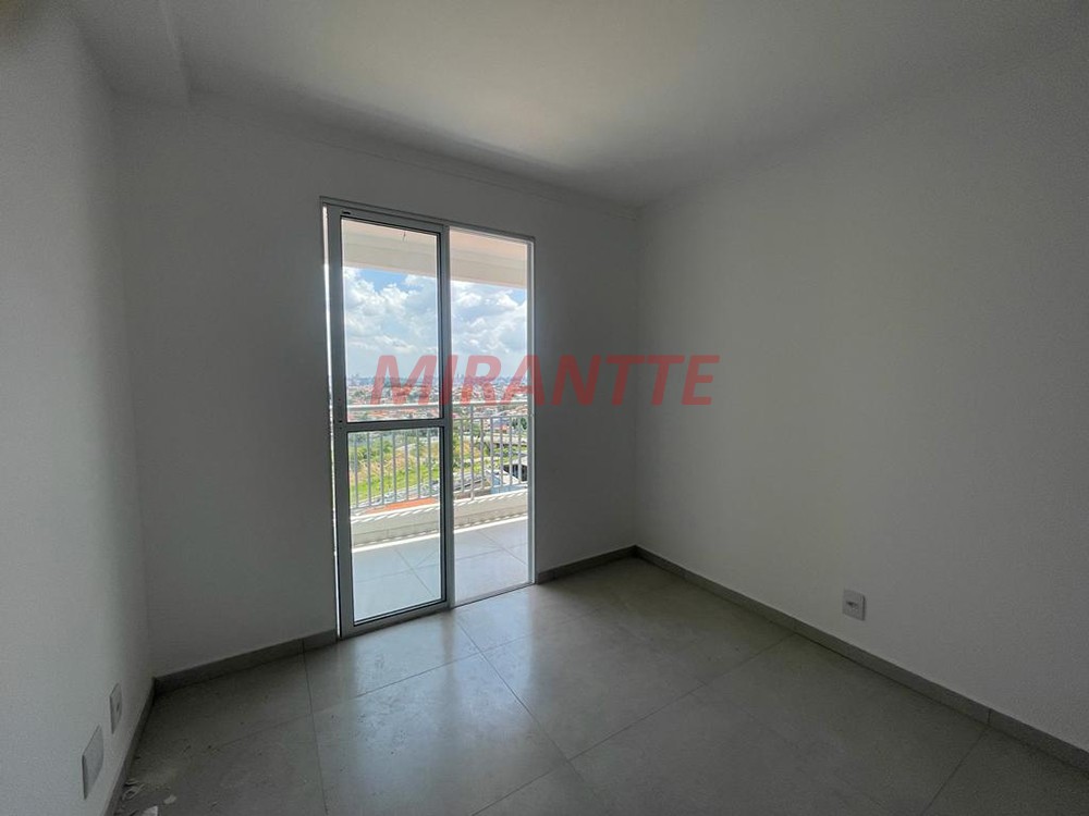 Apartamento de 43m² com 2 quartos em Vila Ré