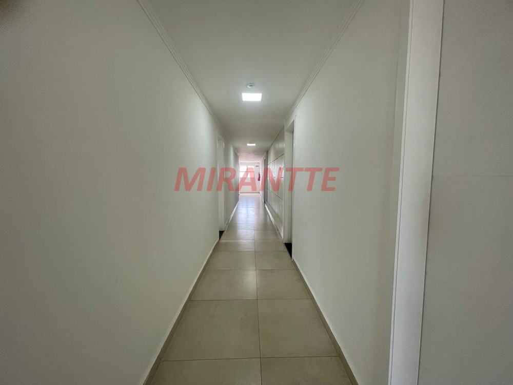 Apartamento de 45m² com 2 quartos em Vila Ré